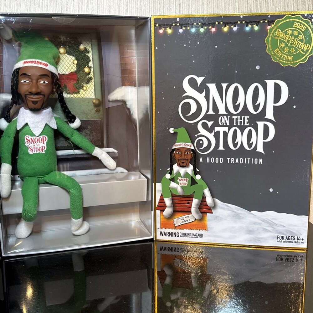 Snoop on the Stoop Christmas Elf Figurine A Hood Tradition Snoop Dogg Doll Plush